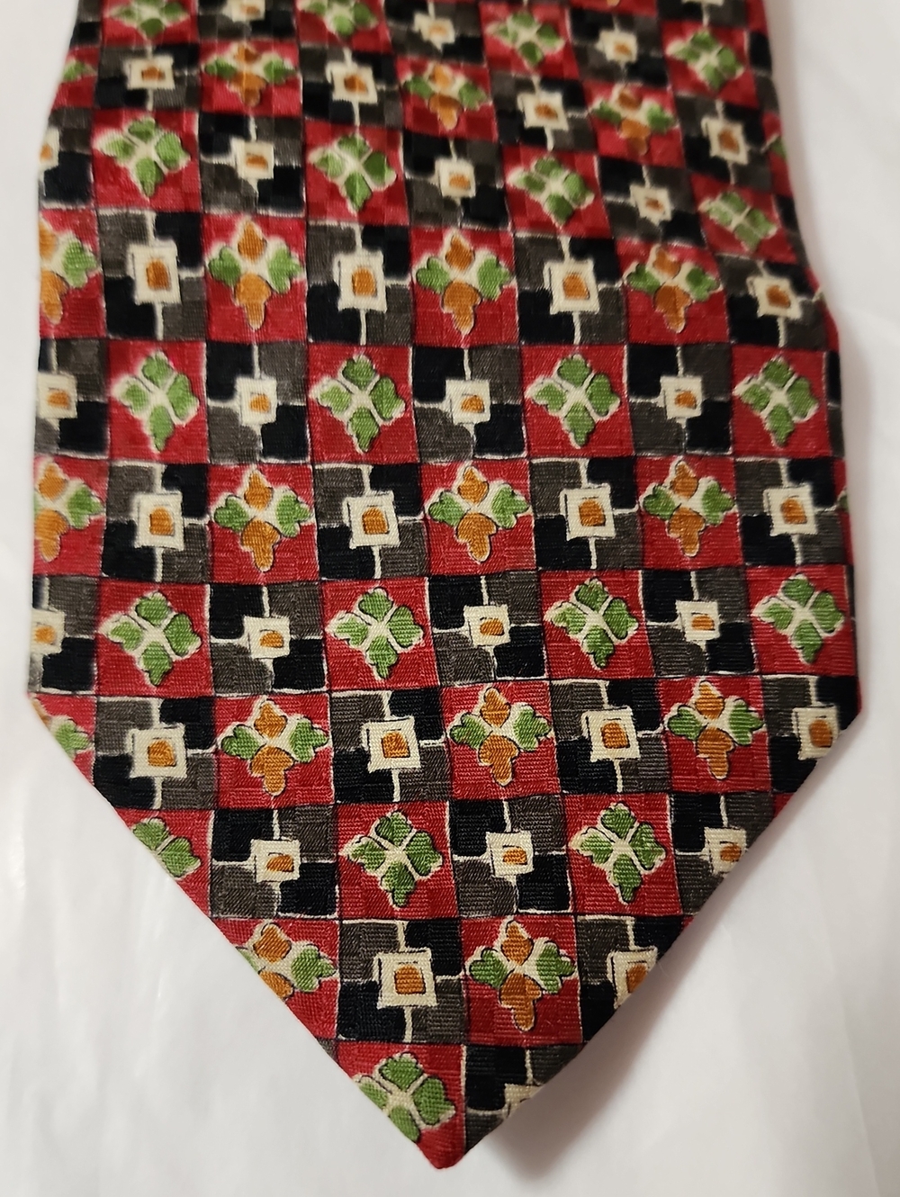 Ungaro 100% Silk Tie Men's Red Patterned with Green Accents